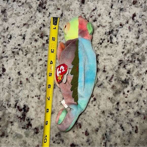 NWT Vintage Ty Beanie Baby Iggy the Iguana 1997 Rainbow Collectible Lizard - Picture 9 of 10